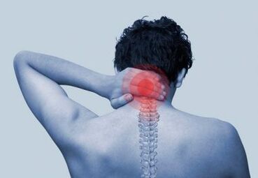 interne symptomen van osteochondrose van de nek