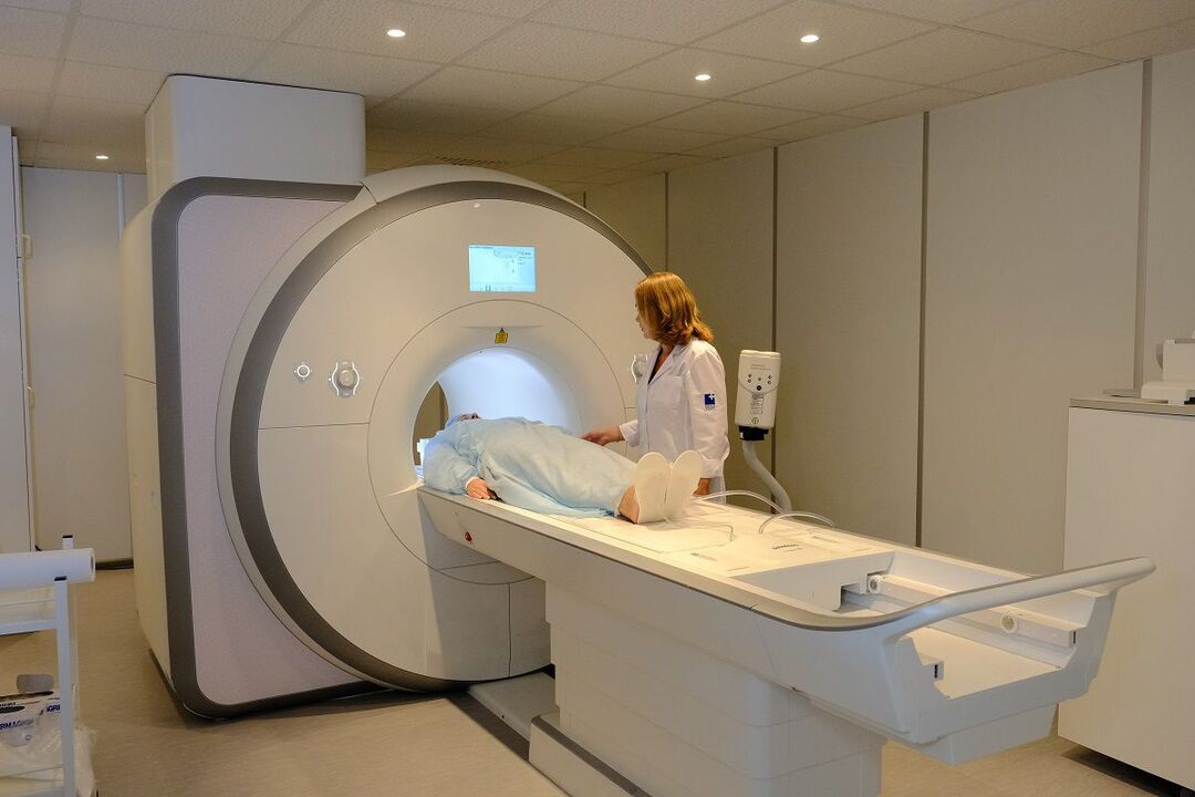 CT-scan voor het diagnosticeren van osteochondrose