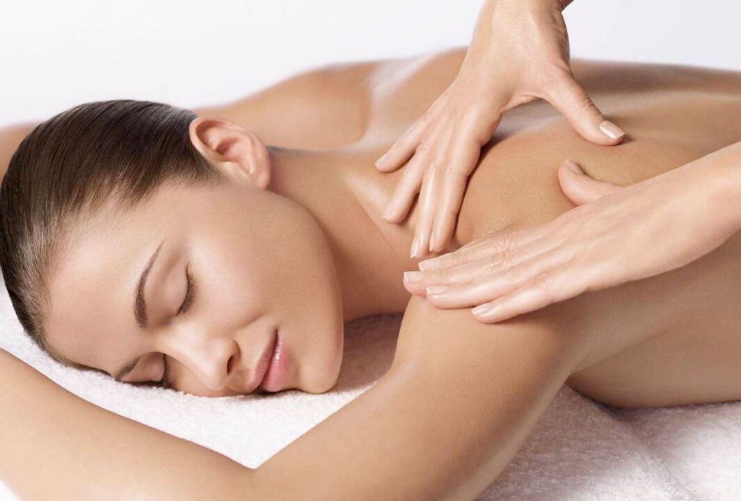 Met behulp van massagesessies kunt u de symptomen van cervicale osteochondrose kwijtraken - pijn en duizeligheid